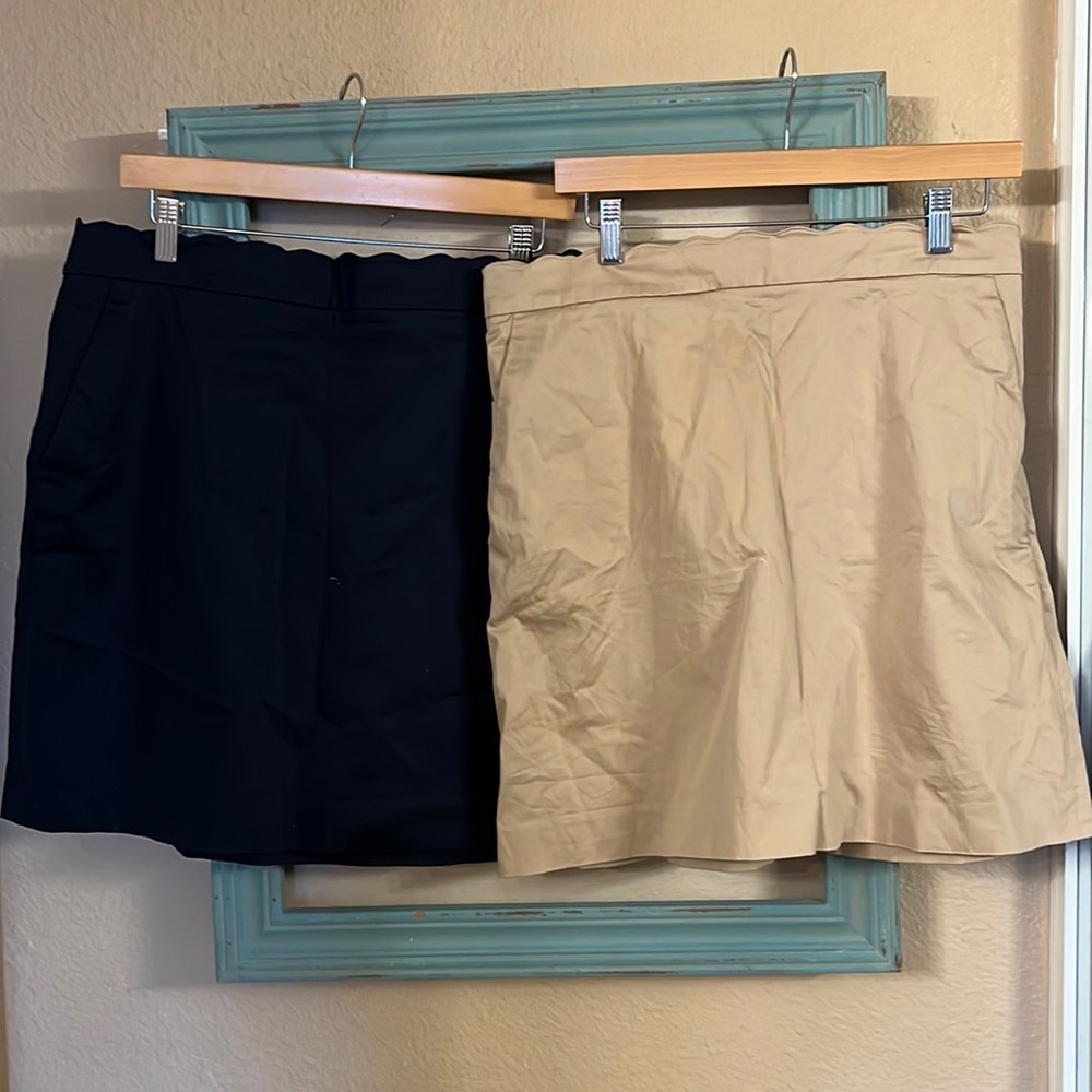 2 Brooks Brothers 346 Stretchy Scallop Navy Tan Blue Skirt 10